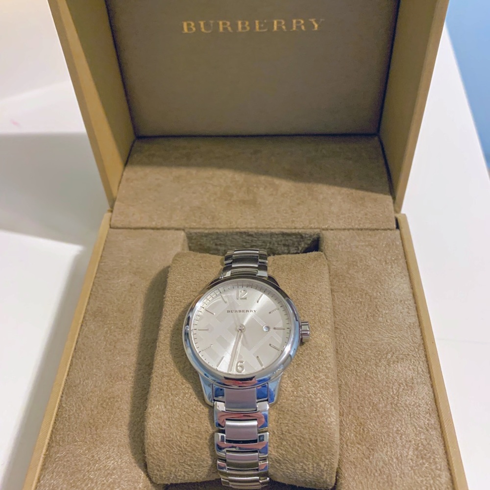 BURBERRY Women’s Swiss Stainless Steel Watch - Picture 2 of 5